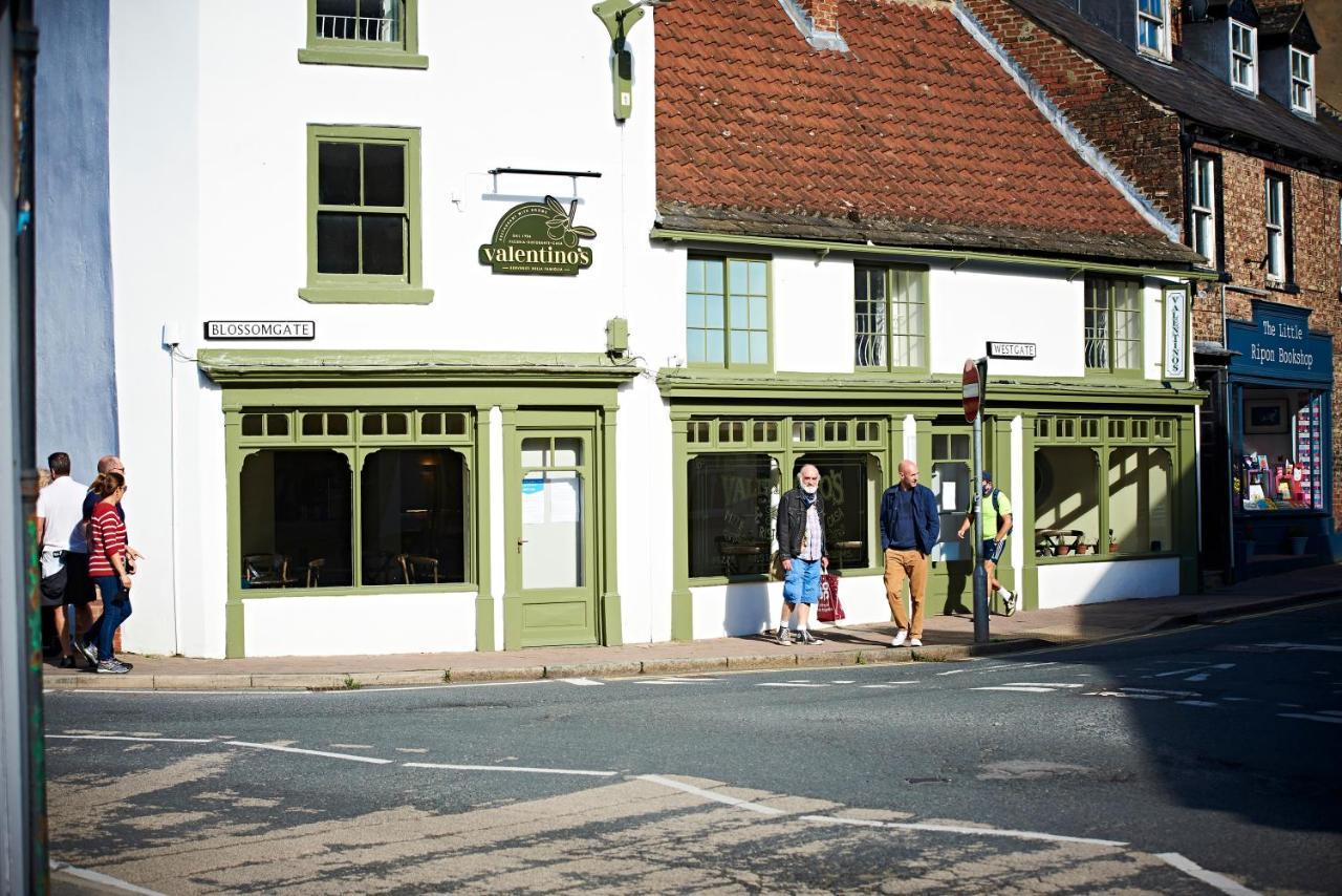 Valentino S Restaurant With Rooms Ripon Exteriör bild